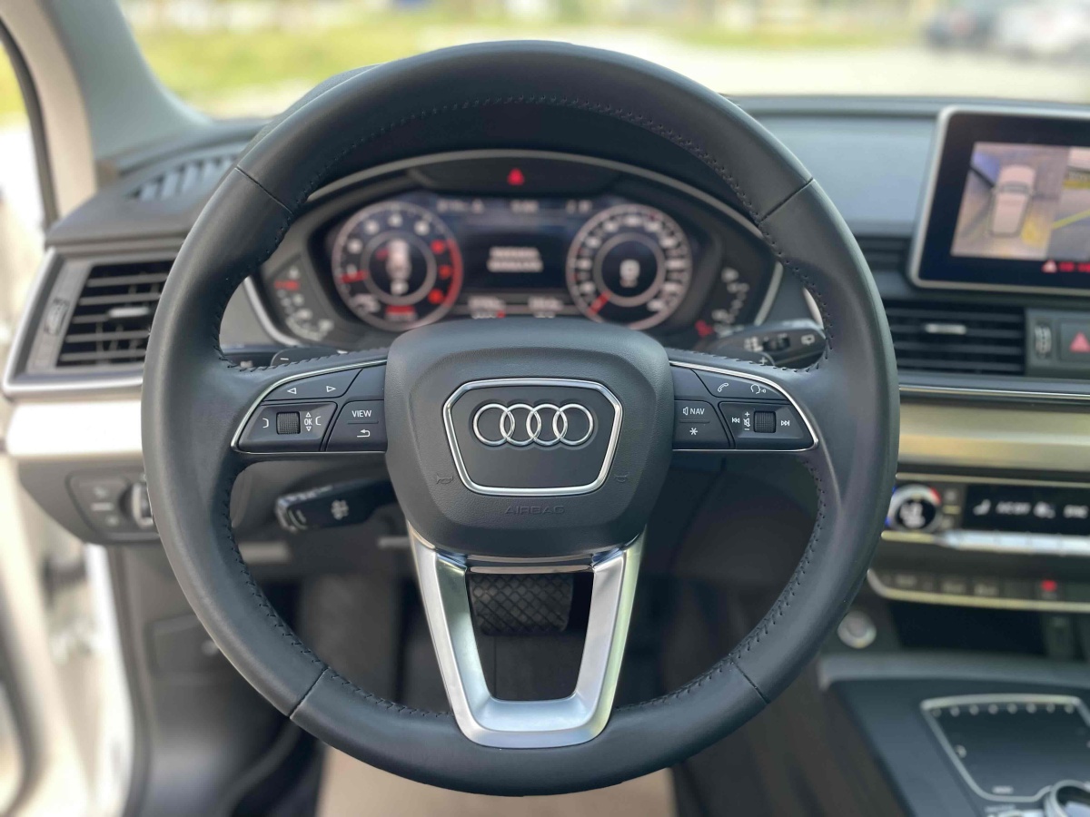 2019年5月奧迪 奧迪Q5L  2018款 40 TFSI 榮享時(shí)尚型