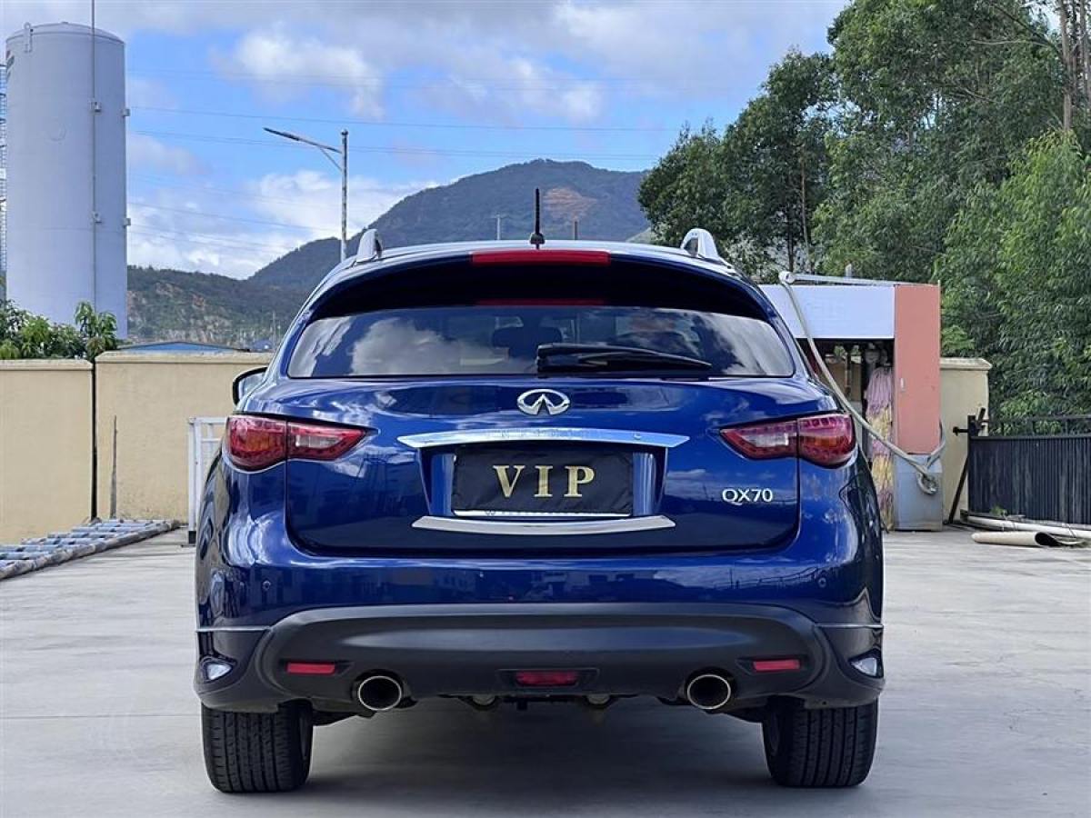 2014年8月英菲尼迪 QX70  2013款 3.7L 標準版