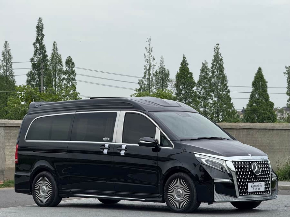 奔馳 V級  2022款 V 260 L 長軸距尊貴版圖片