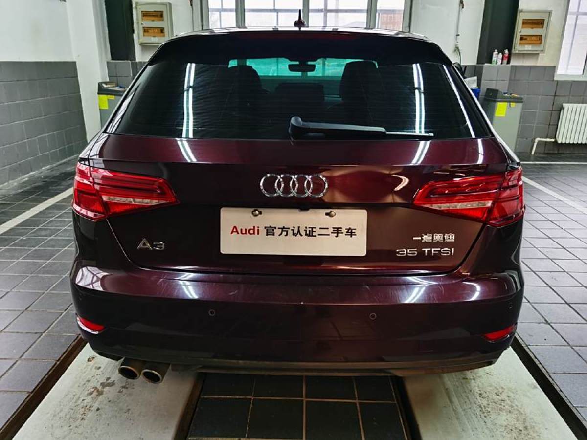 奧迪 奧迪A3  2018款 30周年年型 Sportback 35 TFSI 進(jìn)取型圖片