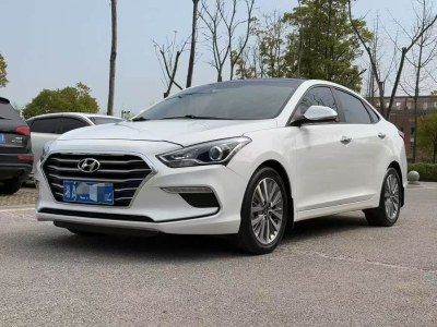 2020年6月 現(xiàn)代 名圖 1.8L 自動(dòng)智能型GLS 國(guó)VI圖片