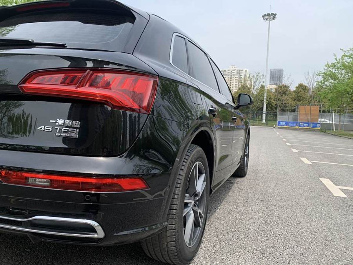 奧迪 奧迪Q5L  2020款 45 TFSI 尊享時尚型圖片