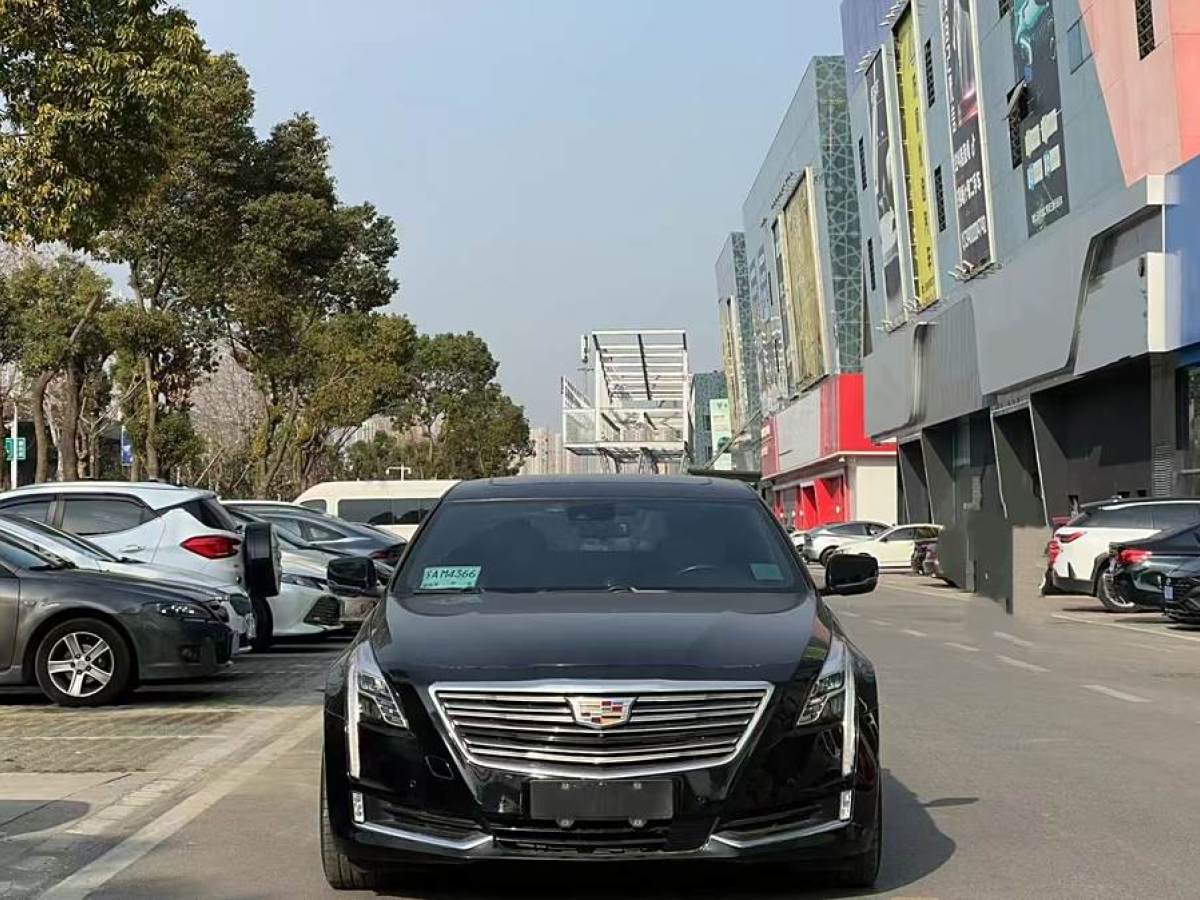 凱迪拉克 CT6  2017款 28T 領(lǐng)先型圖片