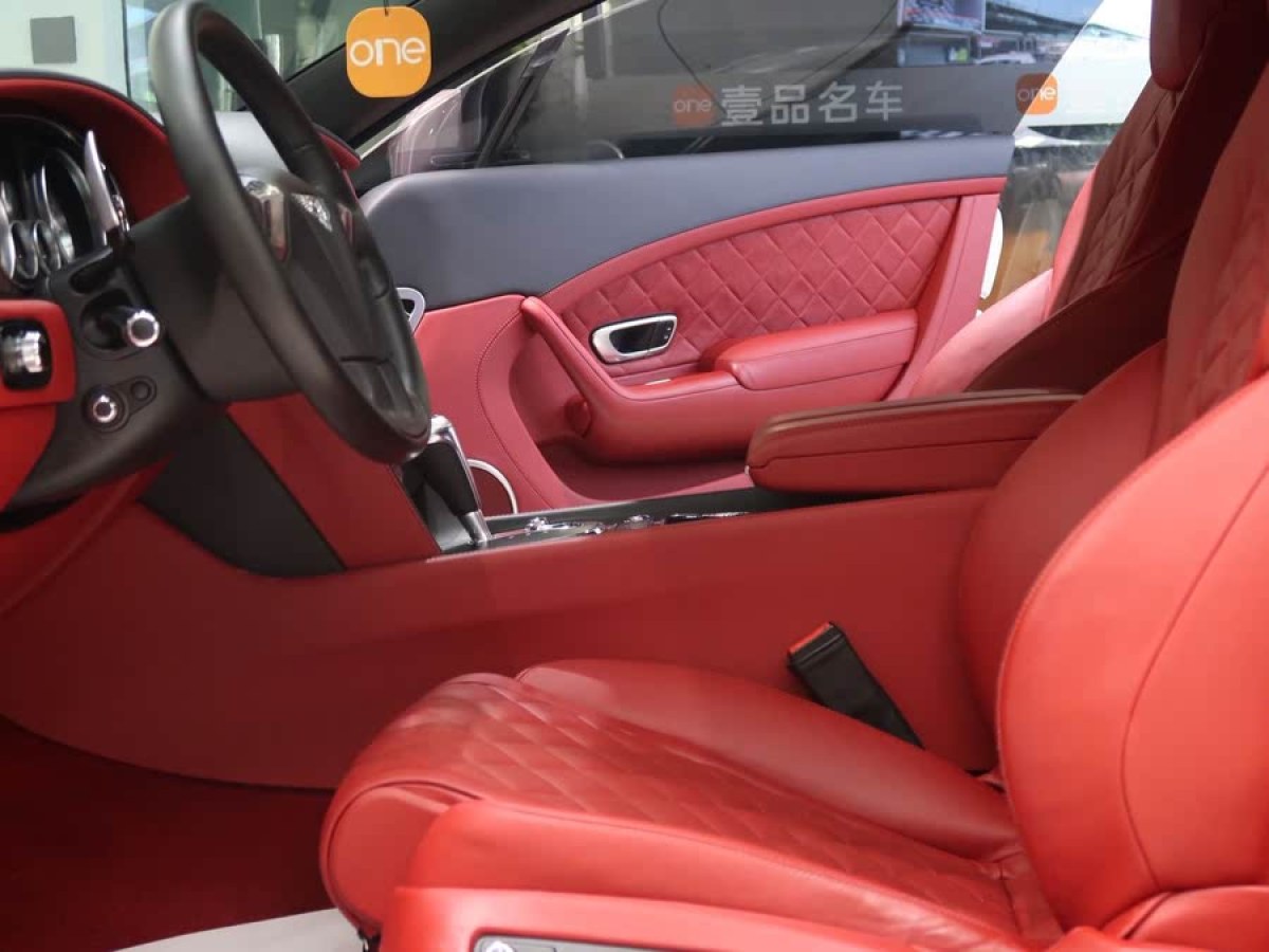 賓利 歐陸  2012款 4.0T GT V8圖片