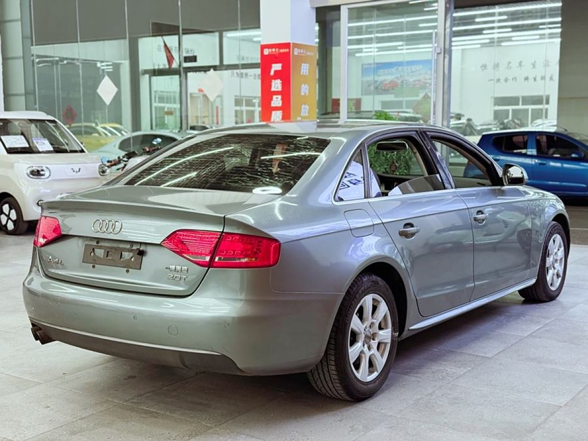 奧迪 奧迪A4L  2012款 2.0 TFSI 自動(dòng)舒適型圖片