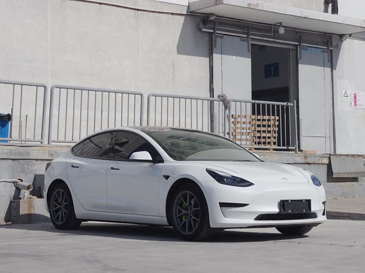 特斯拉 Model Y  2022款 改款 后輪驅(qū)動(dòng)版圖片