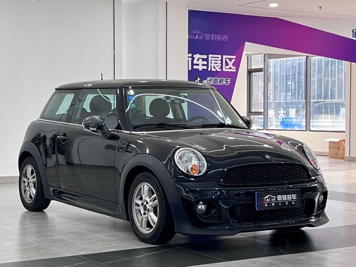 2011年6月MINI COUNTRYMAN  2011款 1.6L ONE