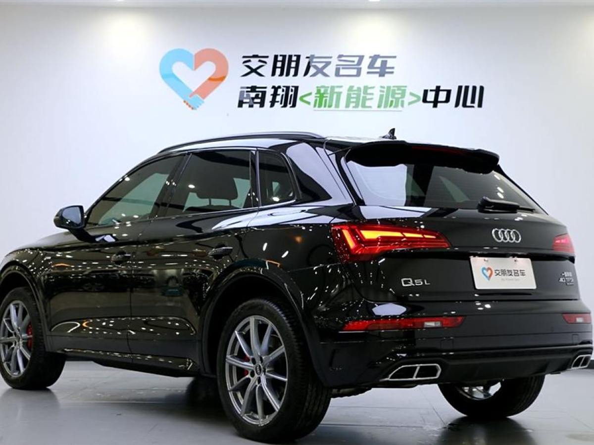 奧迪 奧迪Q5L  2022款 改款 40T 豪華動感型圖片