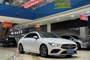 奔驰CLA级 奔驰 CLA 260 4MATIC