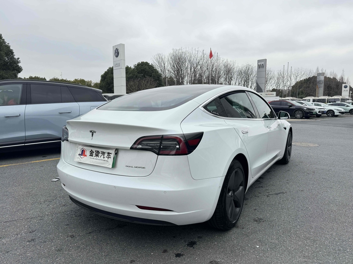 特斯拉 Model 3  2019款 長續(xù)航全輪驅(qū)動版圖片