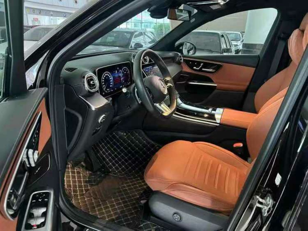 2023年1月奔馳 奔馳GLC  2023款 GLC 300 4MATIC 轎跑SUV