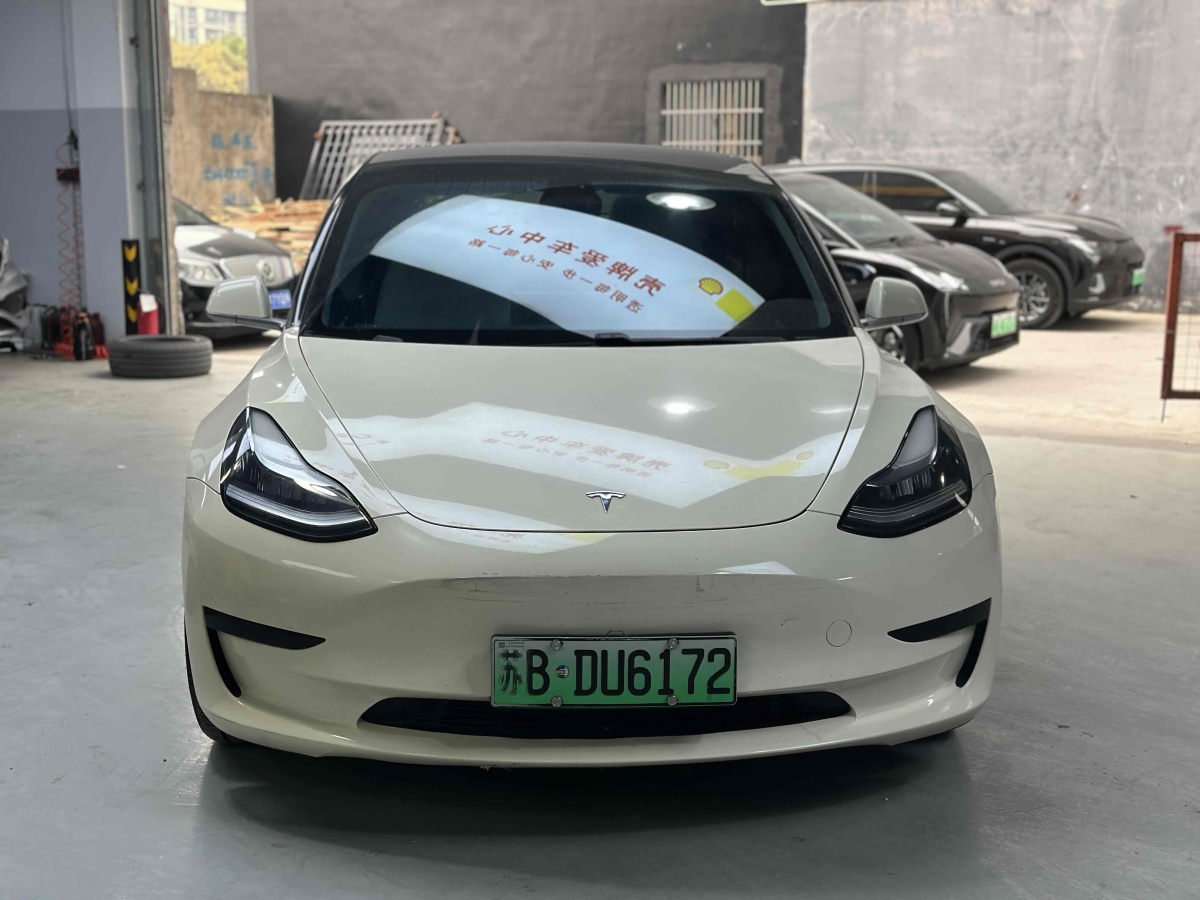 特斯拉 Model 3  2020款 改款 標(biāo)準(zhǔn)續(xù)航后驅(qū)升級(jí)版圖片