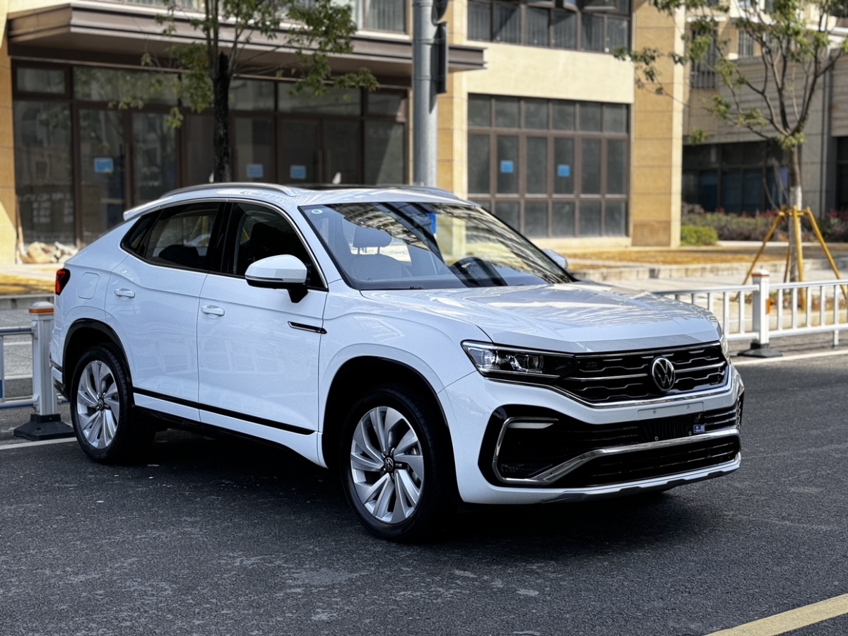 大眾 探岳X  2020款 330TSI 兩驅(qū)尊貴智聯(lián)版圖片