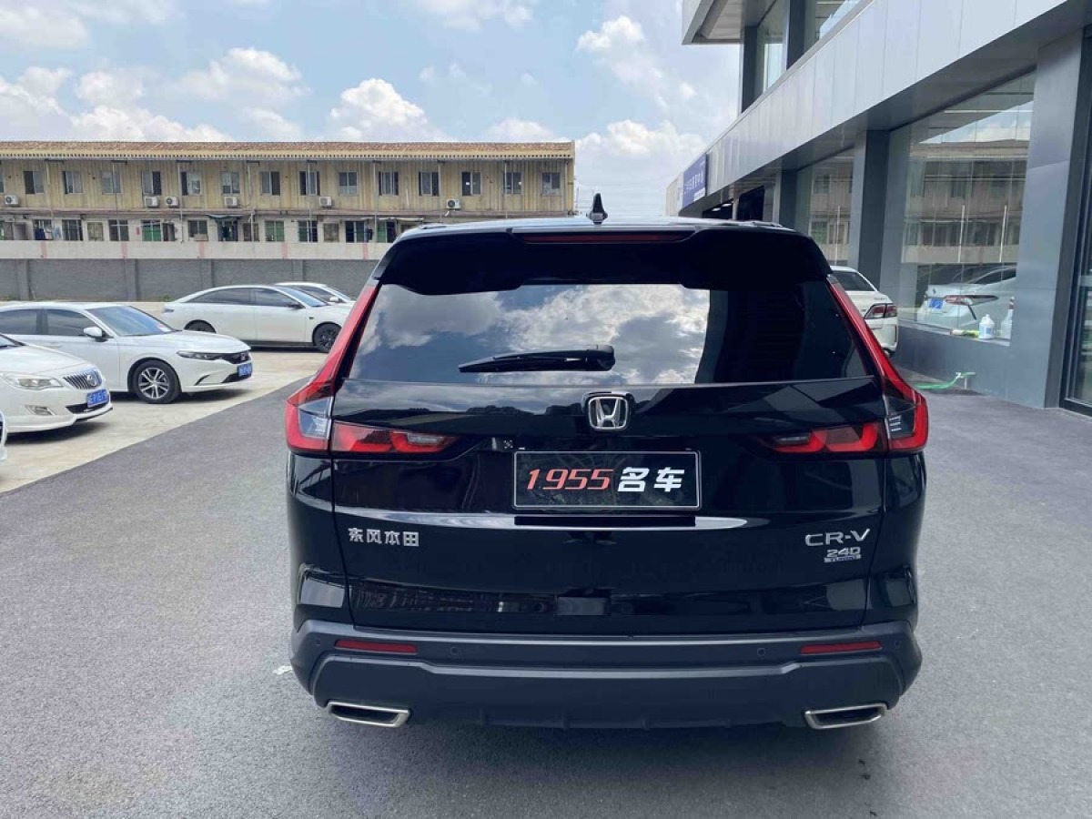 本田 CR-V  2024款 240TURBO 兩驅(qū)鋒尚版 5座圖片