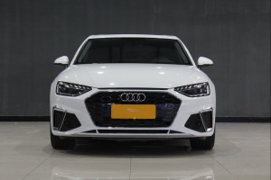 奥迪A4L 2022款 40 TFSI 豪华动感型  