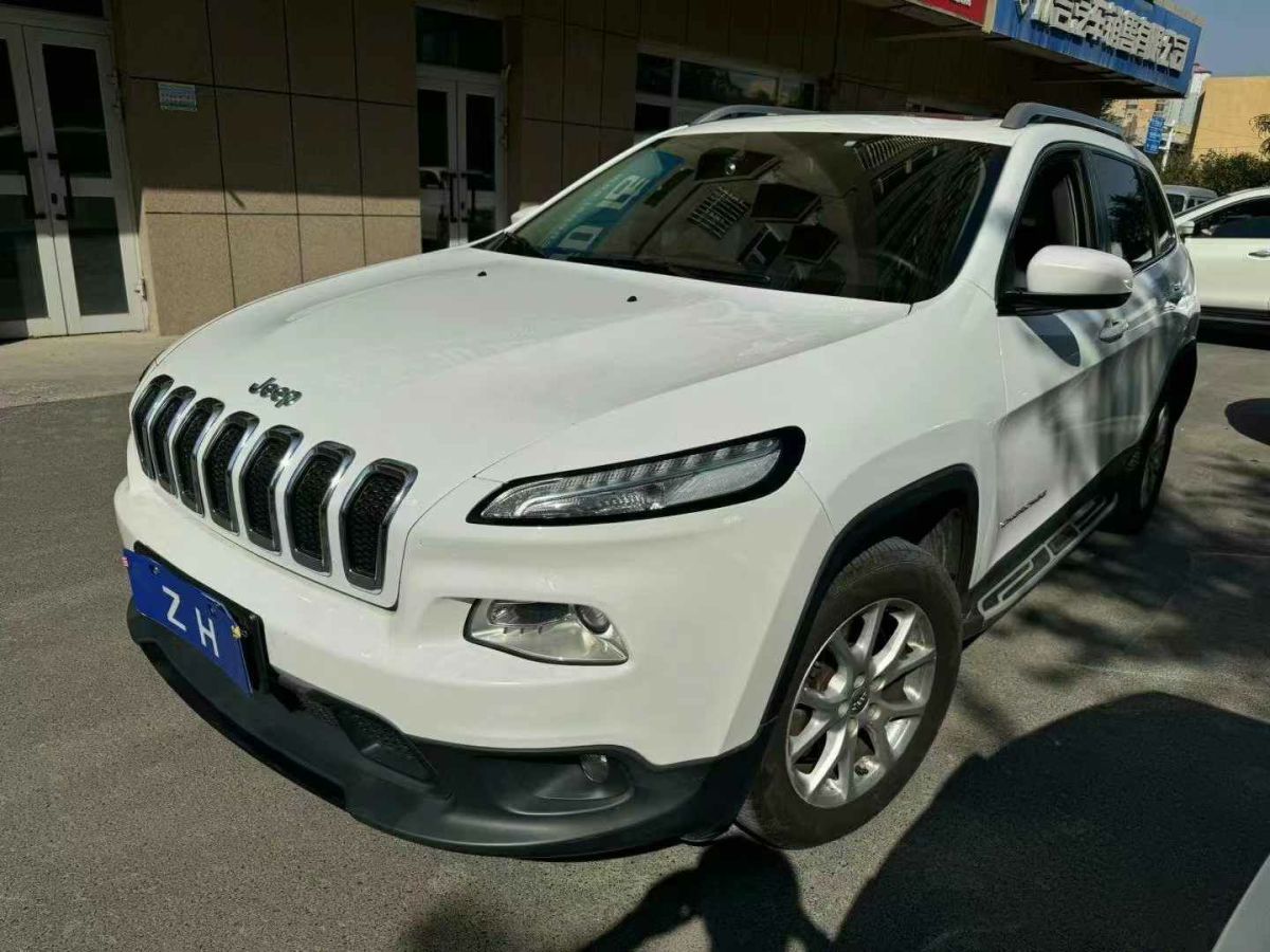 2015年1月Jeep 自由光  2015款 2.4L 精英版