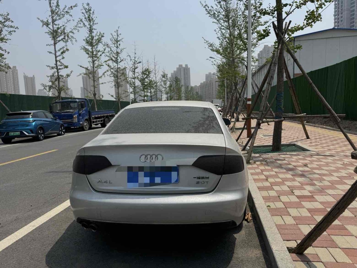 奧迪 奧迪A4L  2011款 2.0 TFSI 豪華型圖片