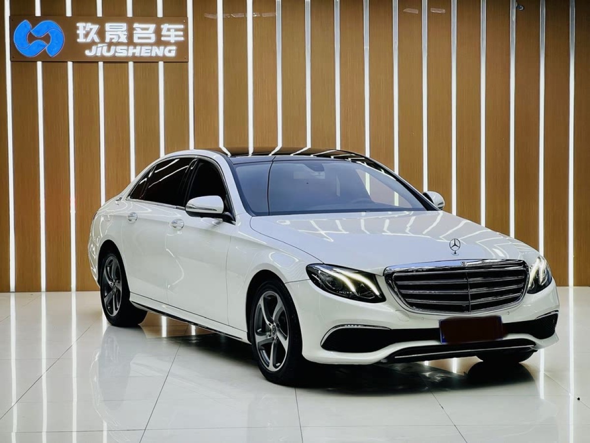 奔馳 奔馳E級  2019款 改款 E 300 L 運動時尚型圖片