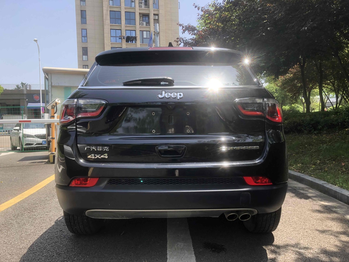 2020年5月Jeep 指南者  2019款  220T 自动家享版