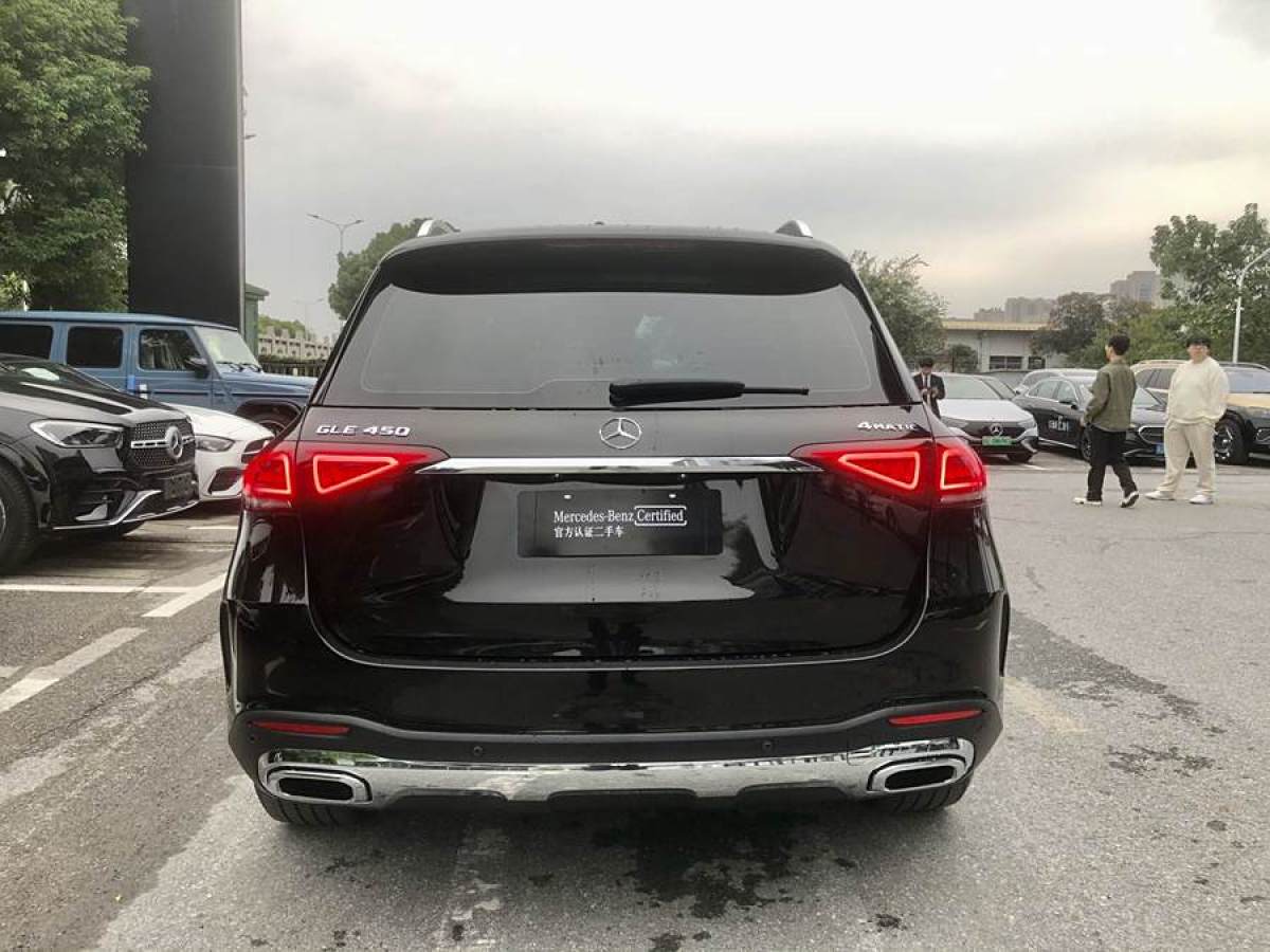 奔馳 奔馳GLE  2022款 改款 GLE 450 4MATIC 豪華型圖片