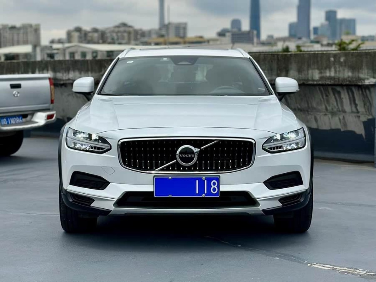 沃爾沃 V90  2025款 Cross Country B5 AWD 智遠(yuǎn)版圖片