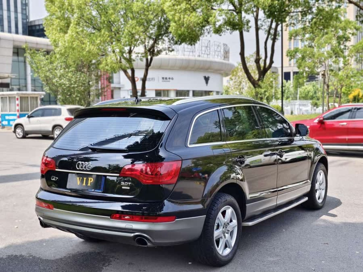 奧迪 奧迪Q7  2014款 35 TFSI 進取型圖片