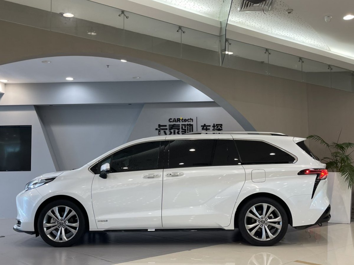 豐田 賽那SIENNA  2021款 2.5L混動 至尊版圖片