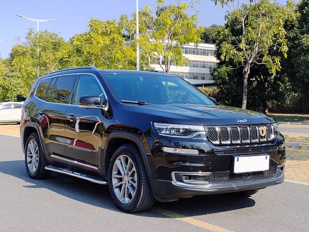 Jeep 大指揮官  2020款 2.0T 四驅(qū)精英增強(qiáng)版圖片