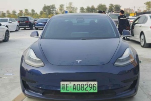 Model 3 特斯拉 标准续航后驱升级版