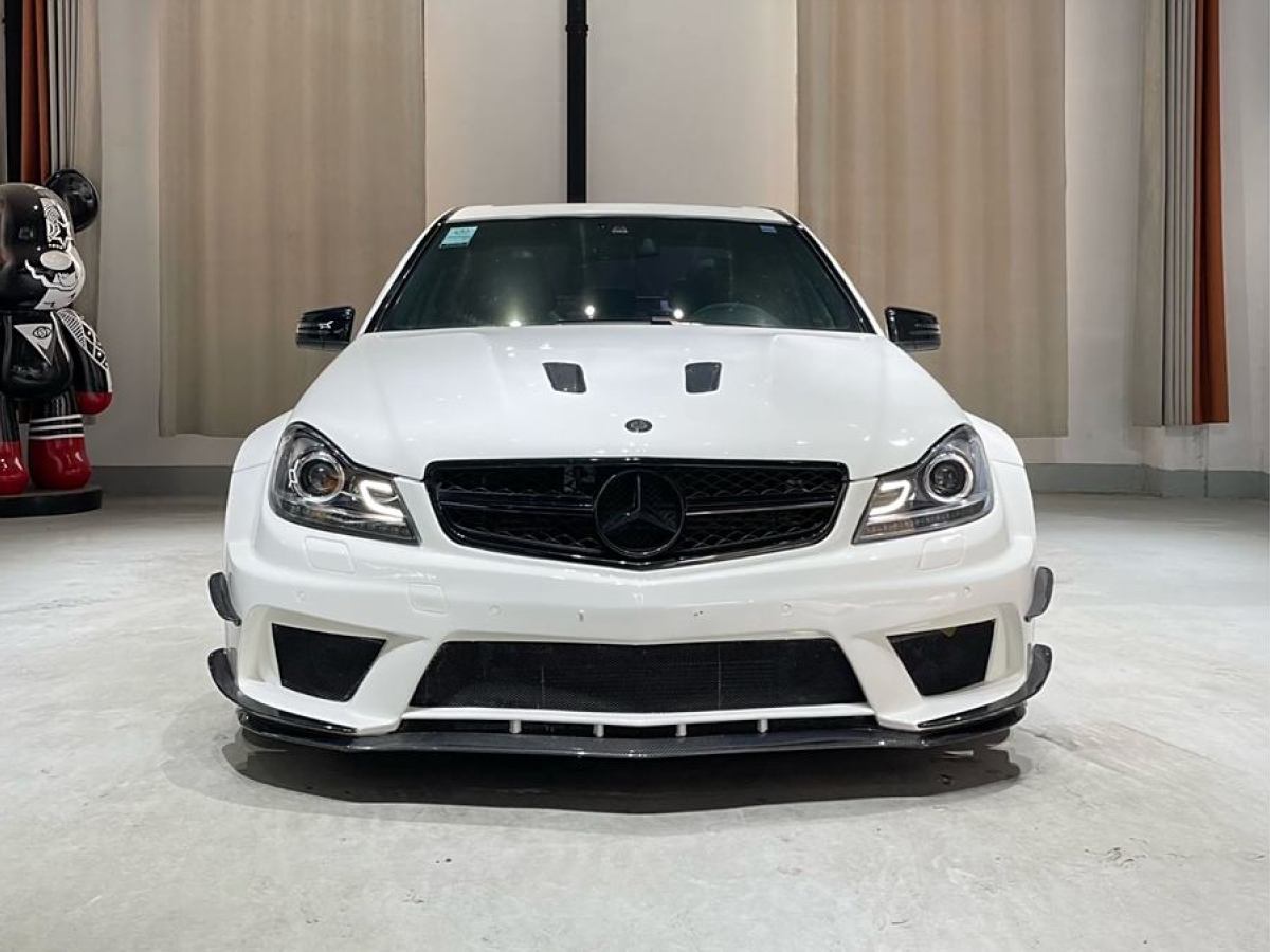 2014年10月奔馳 奔馳C級(jí)AMG  2014款 AMG C 63 Edition 507