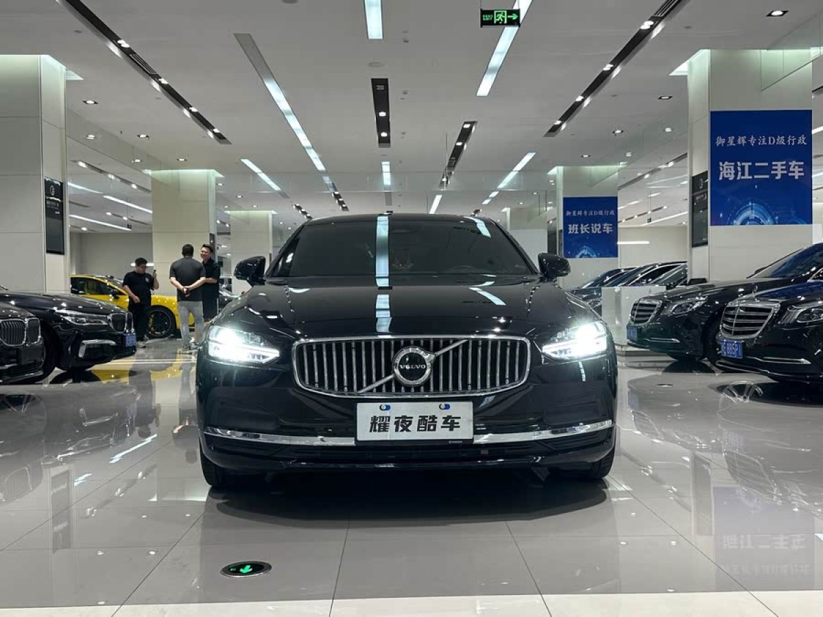 沃爾沃 S90  2023款 B5 智遠(yuǎn)豪華版圖片