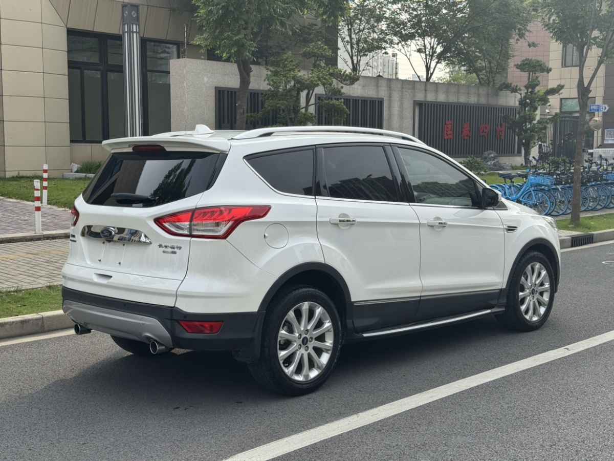 福特 翼虎  2015款 2.0L GTDi 四驅(qū)尊貴型圖片
