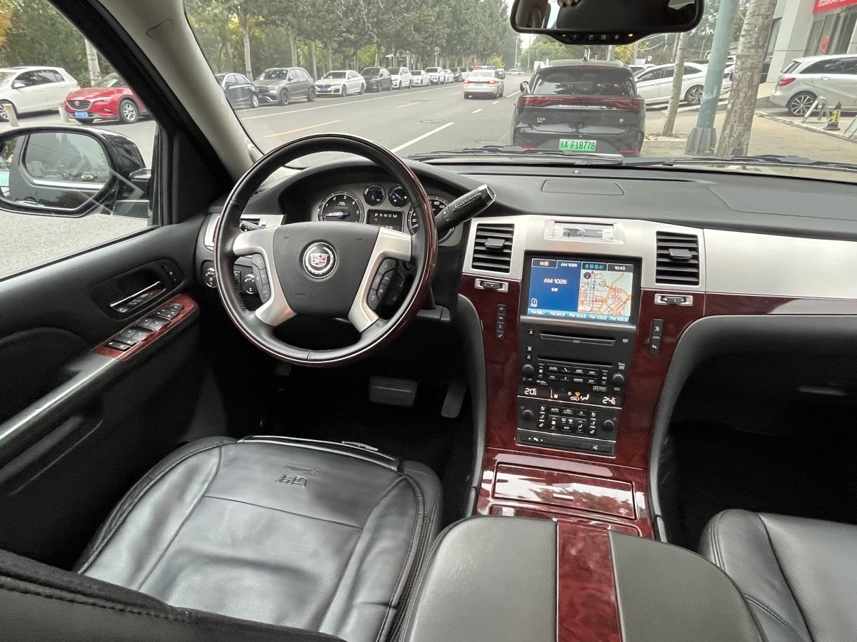 2010年5月凱迪拉克 凱雷德ESCALADE  2010款 6.0 Hybrid