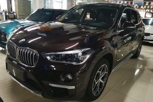 寶馬X1 寶馬 sDrive18Li 尊享型