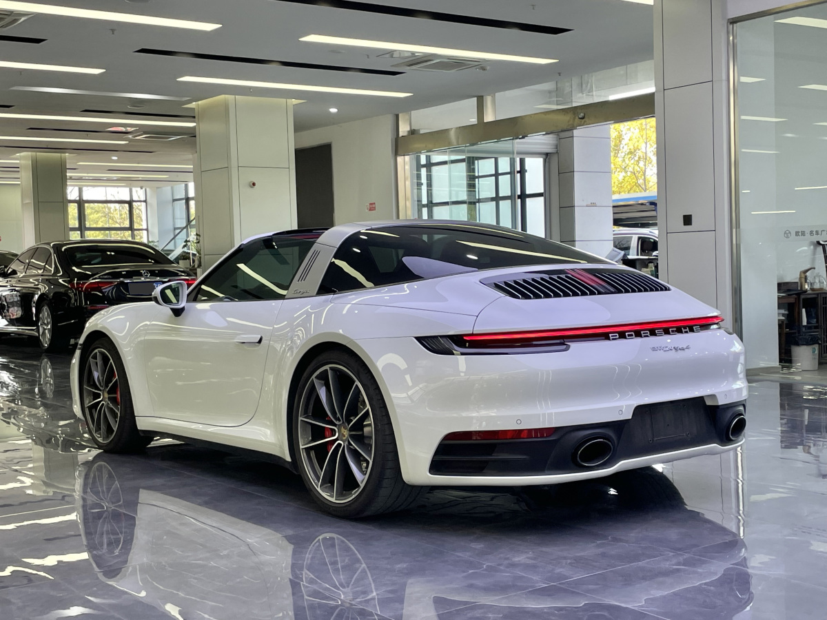 保時(shí)捷 911  2022款 Targa 4 3.0T圖片