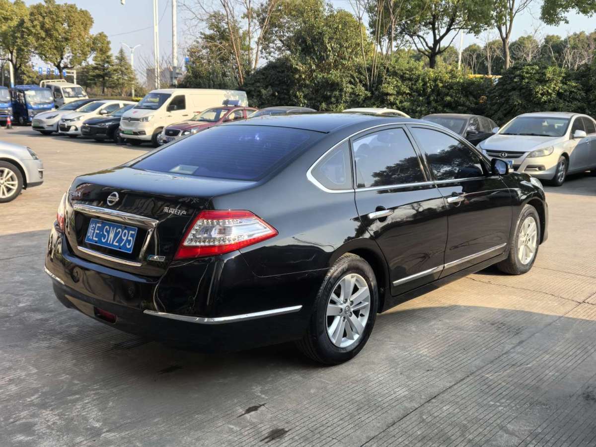 日產(chǎn) 天籟  2011款 2.0L XL榮耀版圖片