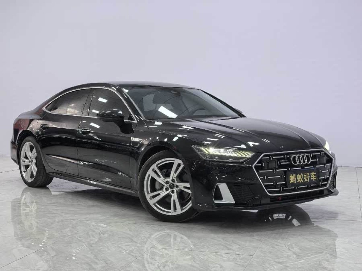 奧迪 奧迪A7L  2024款 45TFSI quattro S-line 見遠型 流晶套裝圖片