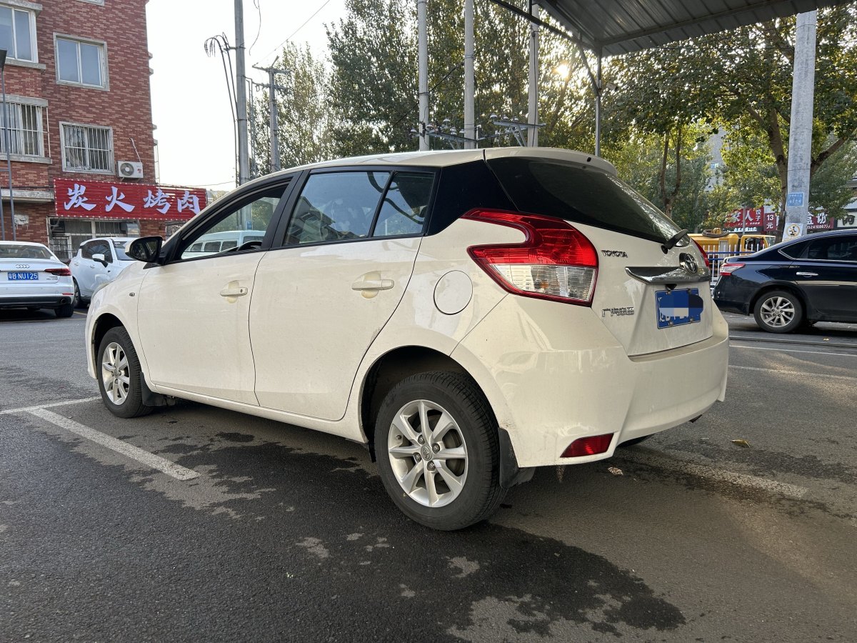 2015年3月豐田 YARiS L 致炫  2014款 1.3E 手動魅動版