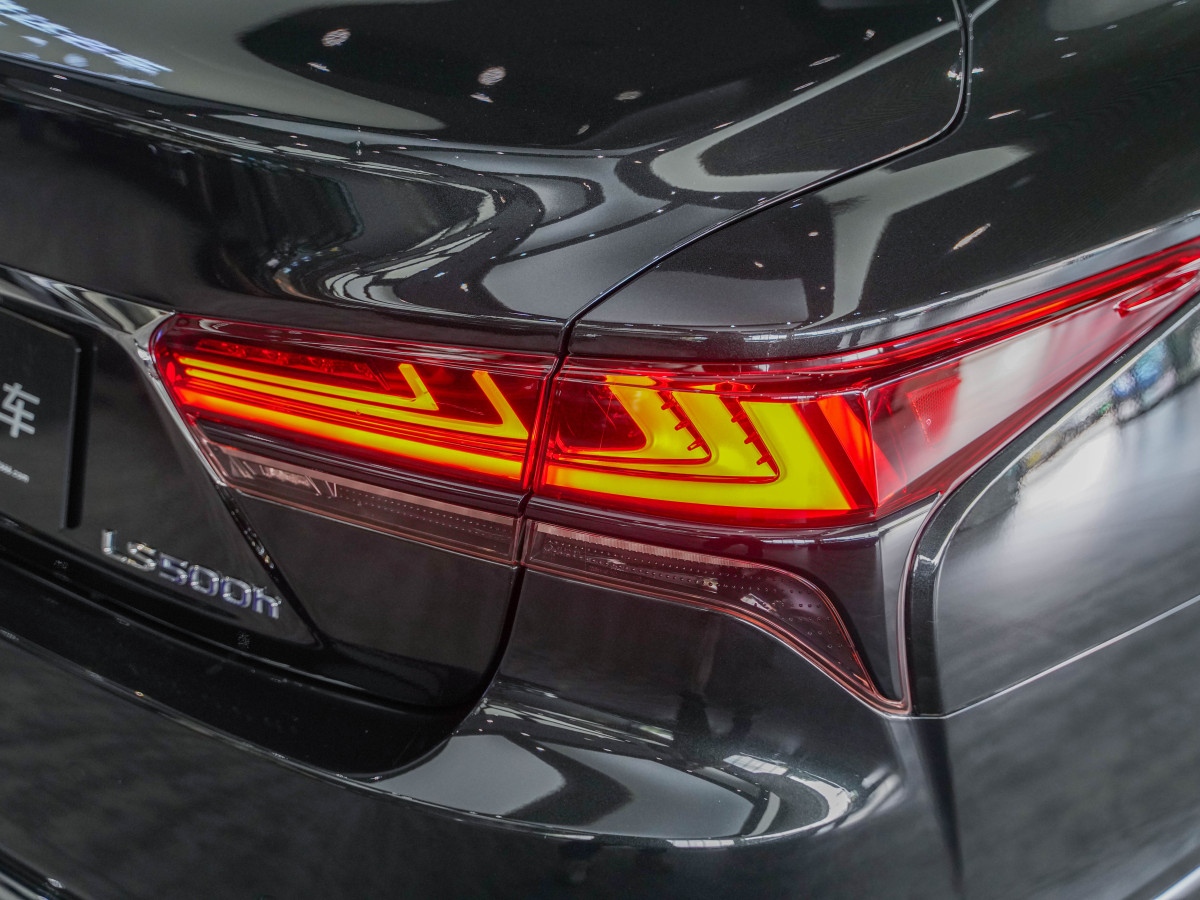 雷克薩斯 LS  2021款 500h 行政版圖片