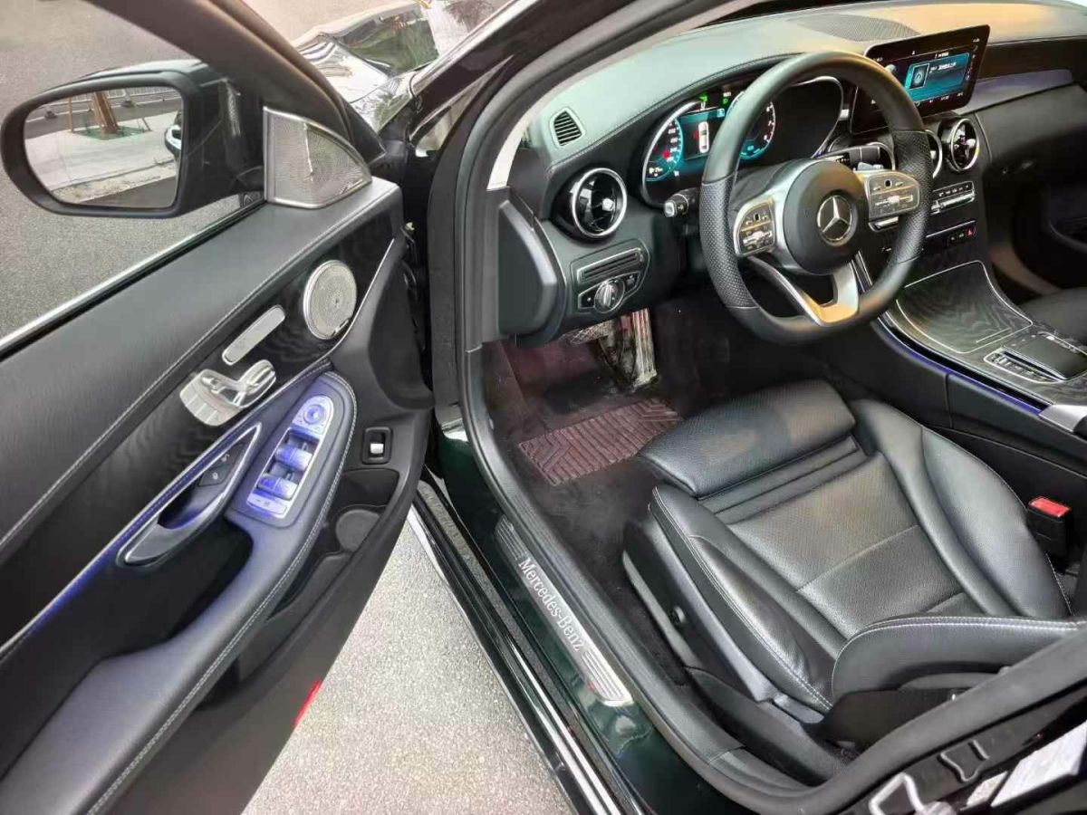 奔馳 奔馳C級(jí)  2020款 C 300 L圖片
