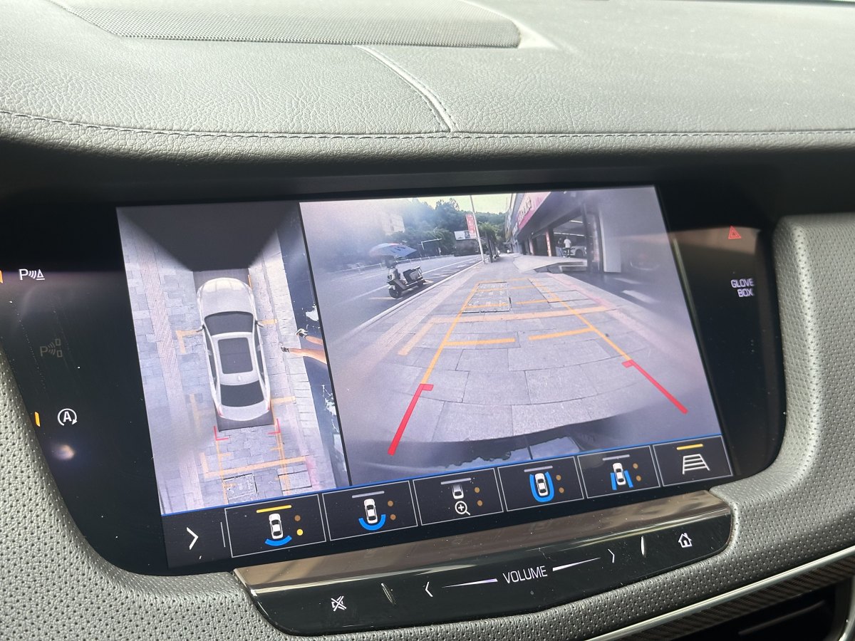 凯迪拉克 CT6  2019款 28T 豪华型图片