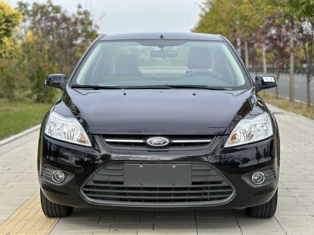 福特 ?？怂? 2012款 三廂經(jīng)典 1.8L 自動時尚型圖片