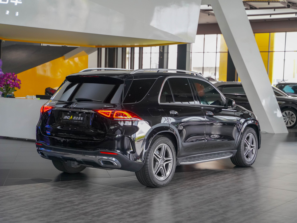 奔馳 奔馳GLE  2022款 改款 GLE 450 4MATIC 豪華型圖片