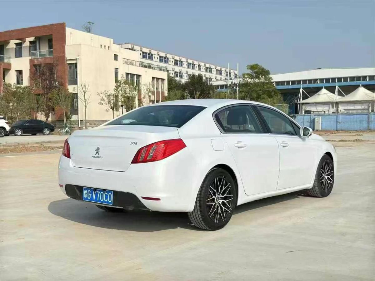 啟辰 R50  2013款 1.6L 北斗導(dǎo)航版圖片