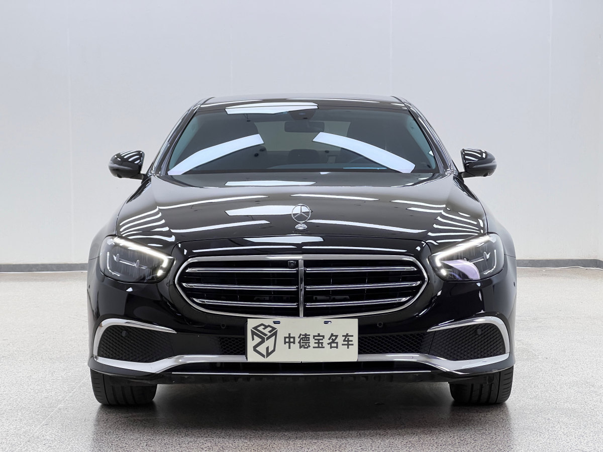 奔馳 奔馳E級(jí)  2022款 改款 E 300 L 豪華型圖片