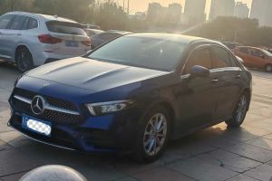 奔馳GLE 奔馳  GLE 350 4MATIC 時(shí)尚型