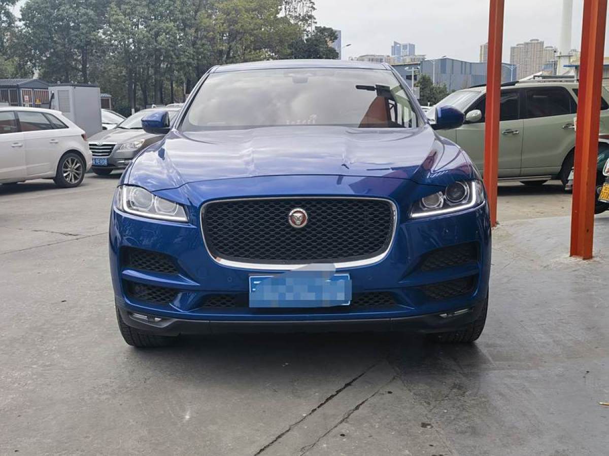 捷豹 F-PACE  2018款 2.0T 四驅(qū)都市尊享版圖片