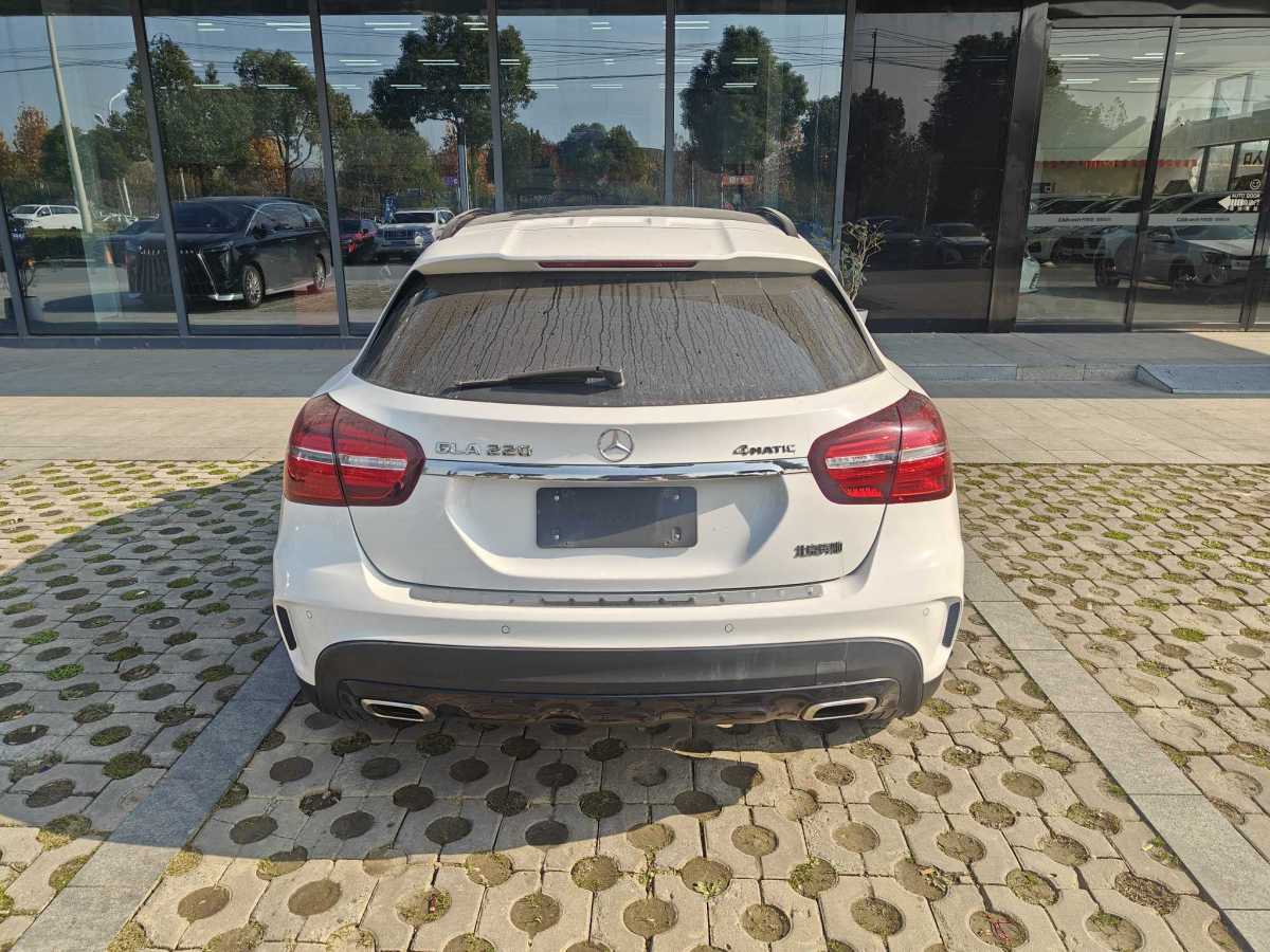 奔馳 奔馳GLA  2018款 GLA 220 4MATIC 運動型圖片