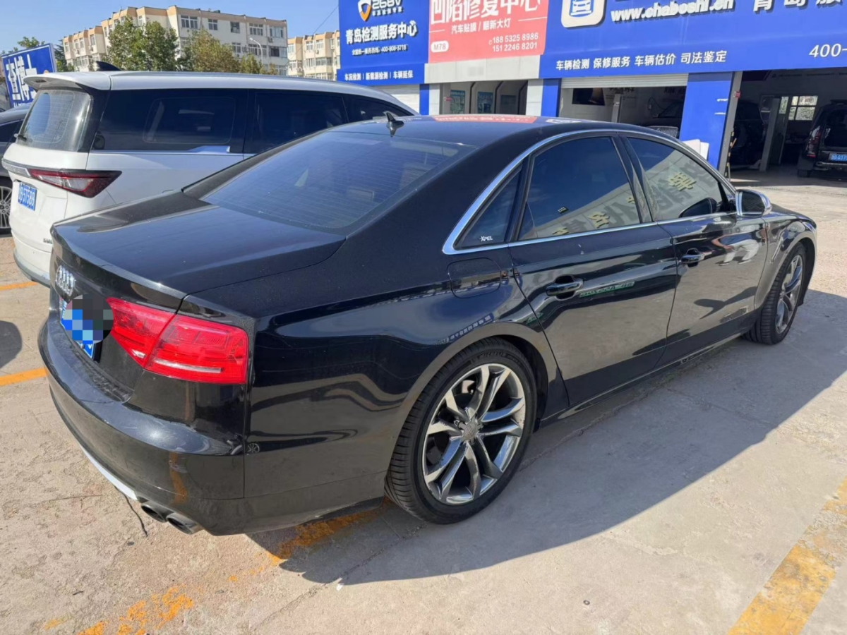 2013年8月奧迪 奧迪S8  2013款 S8 4.0TFSI quattro