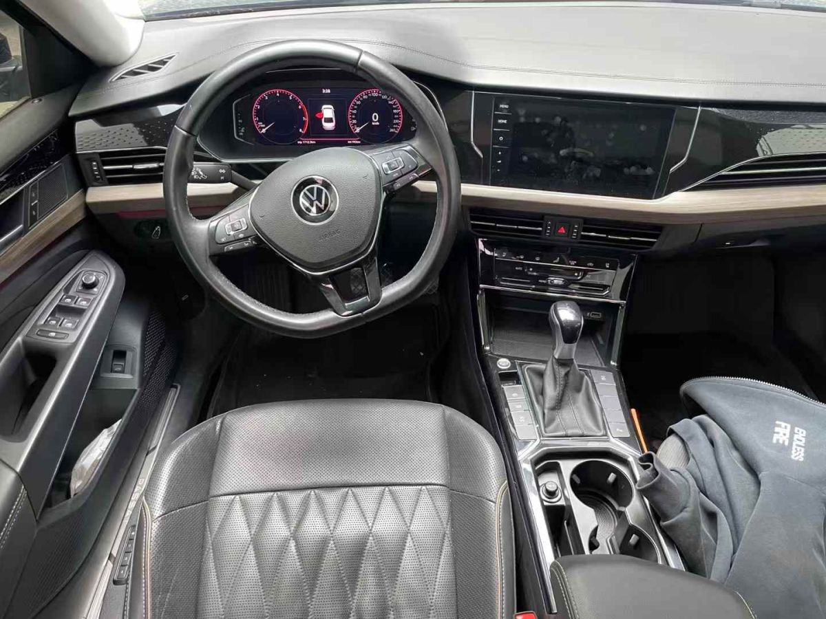 大眾 帕薩特  2021款 280TSI 商務(wù)版圖片
